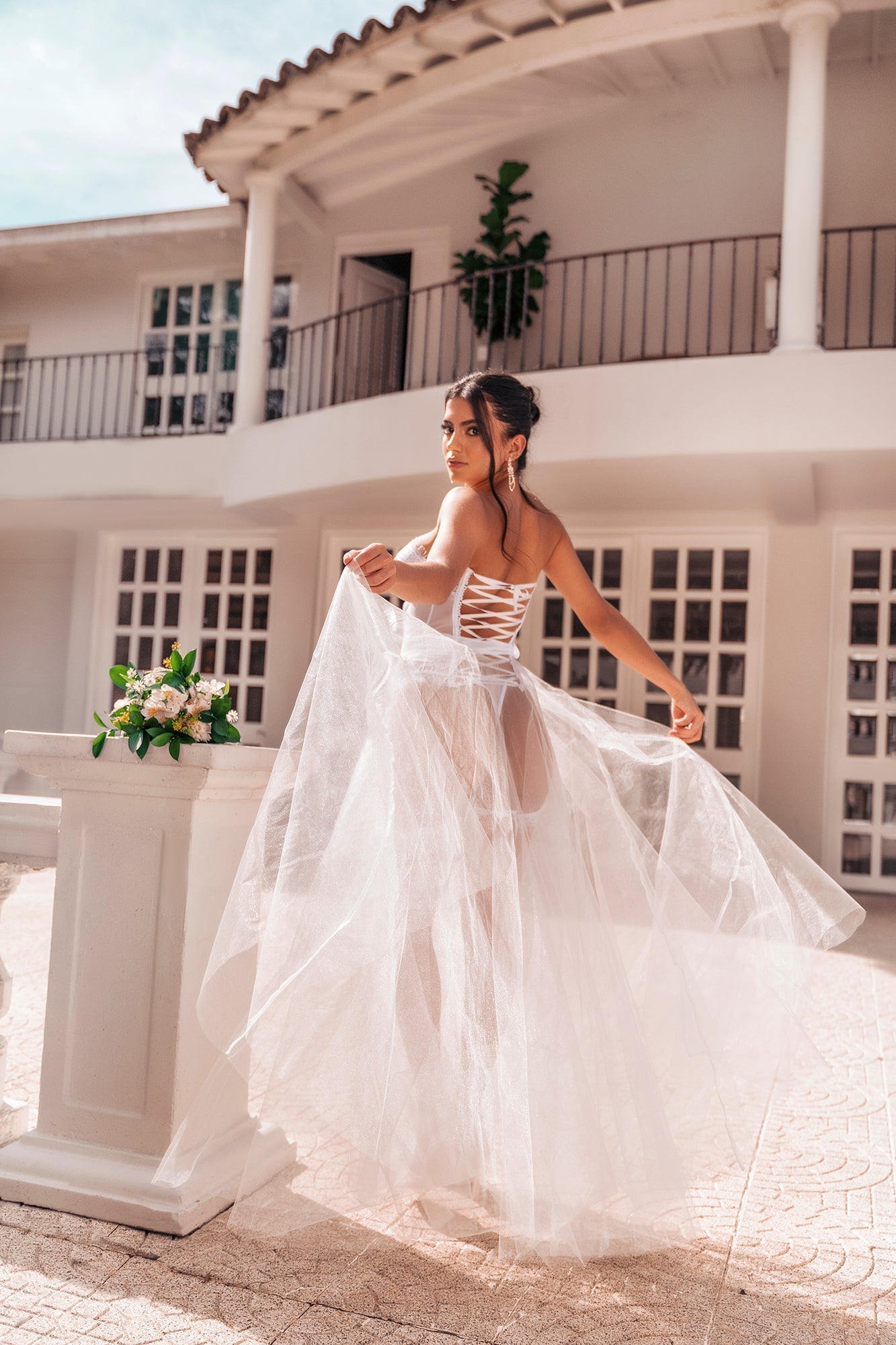 Dolce Bianca Bustier Set