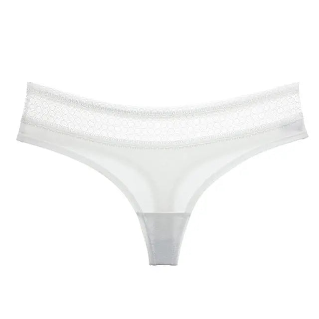 Bellvian white seamless thong product display showcasing a clean modern design, lightweight construction and smooth finish created for invisible wear beneath leggings, dresses and fitted clothing. Designed for women who value premium comfort, everyday elegance and luxury lingerie essentials.