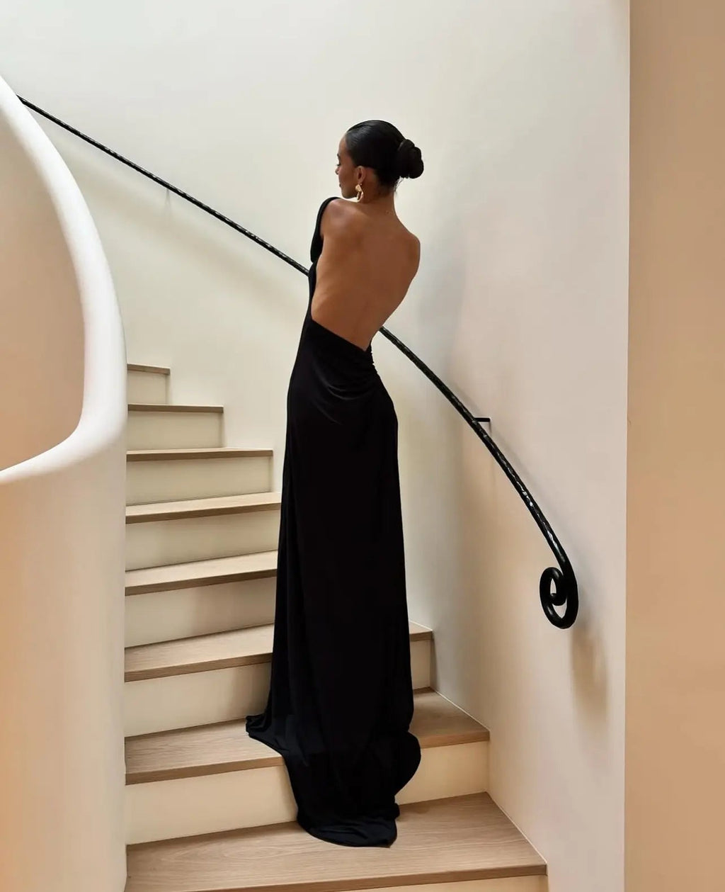 Bellvian™ Backless Dress